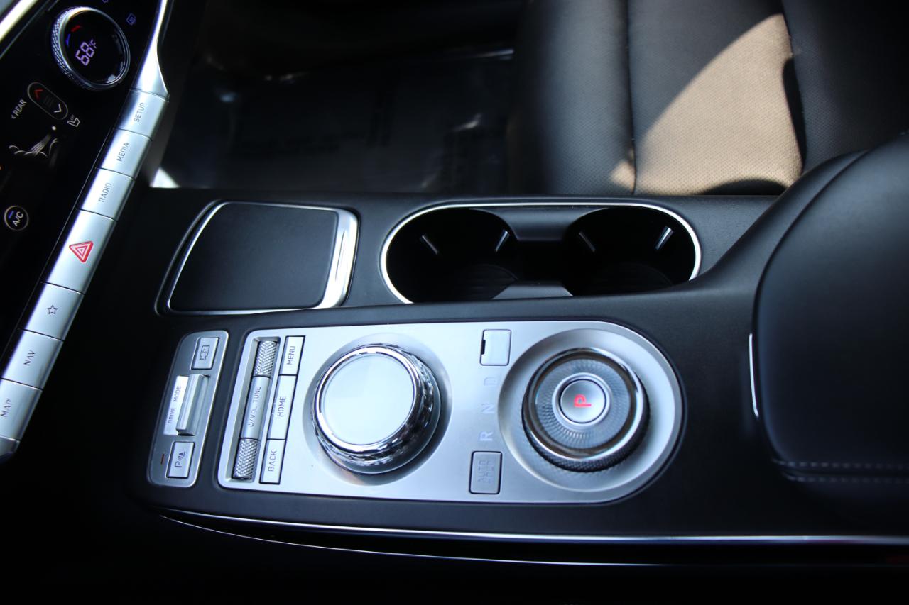 Genesis GV70 2.5T AWD 2025