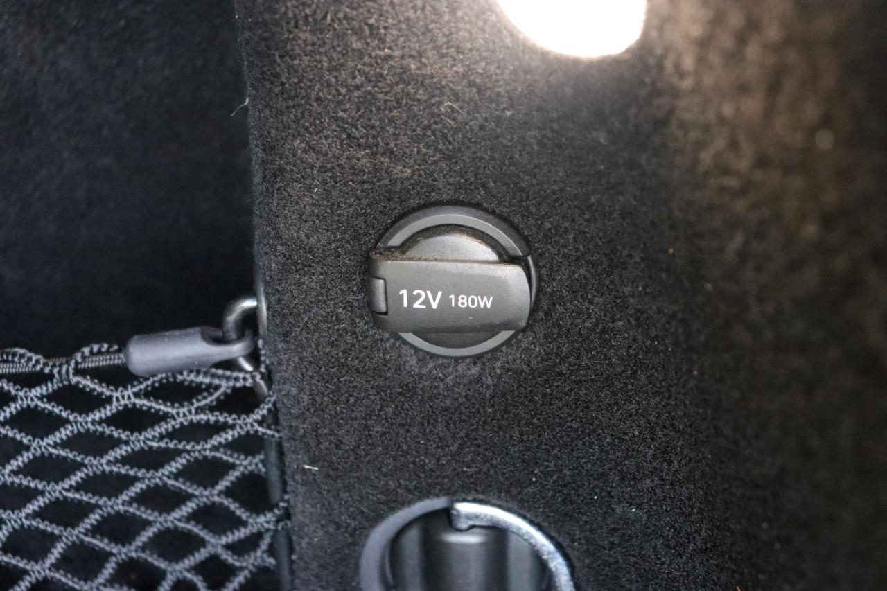 Genesis GV70 2.5T AWD 2025