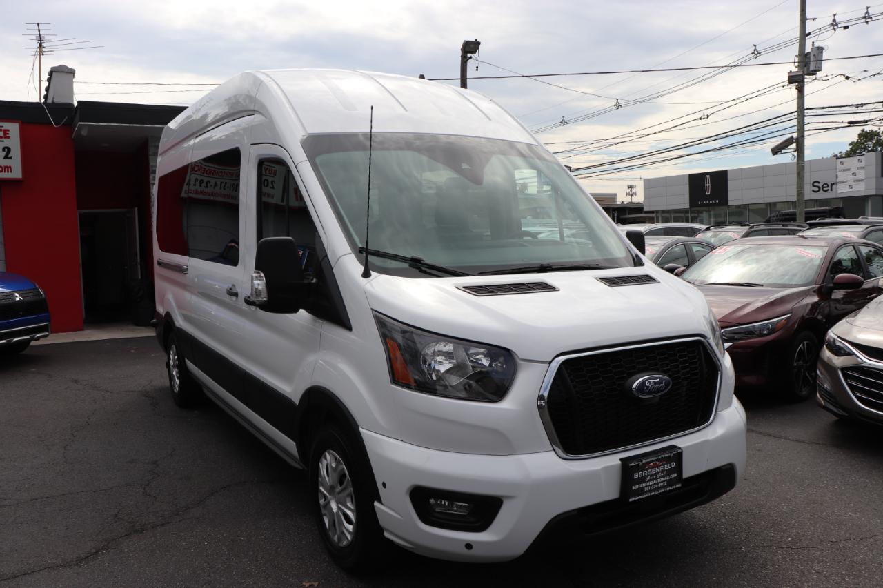 Ford Transit Passenger Wagon T-350 148" High Roof XLT RWD 2024