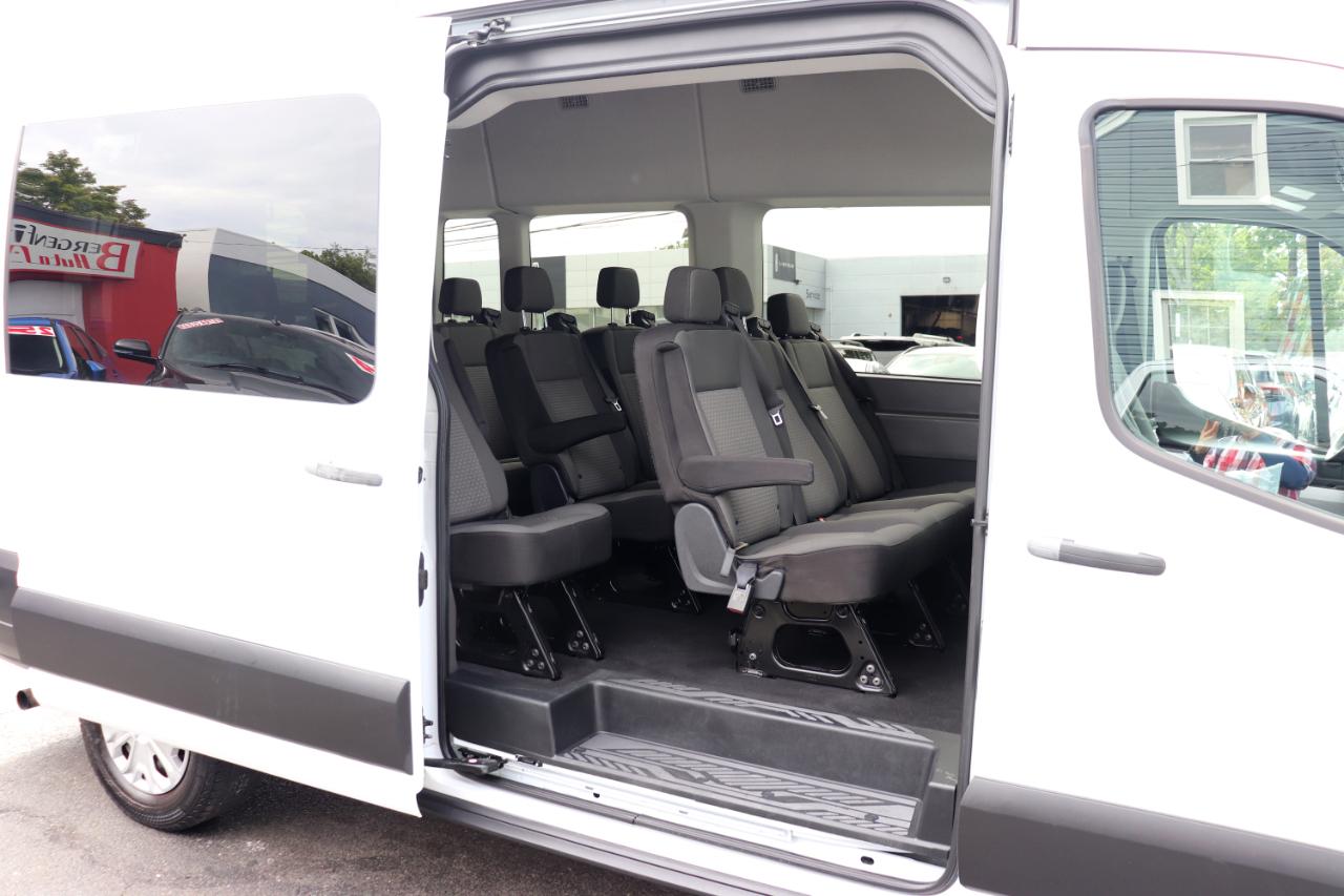 Ford Transit Passenger Wagon T-350 148" High Roof XLT RWD 2024