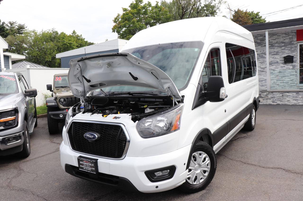 Ford Transit Passenger Wagon T-350 148" High Roof XLT RWD 2024