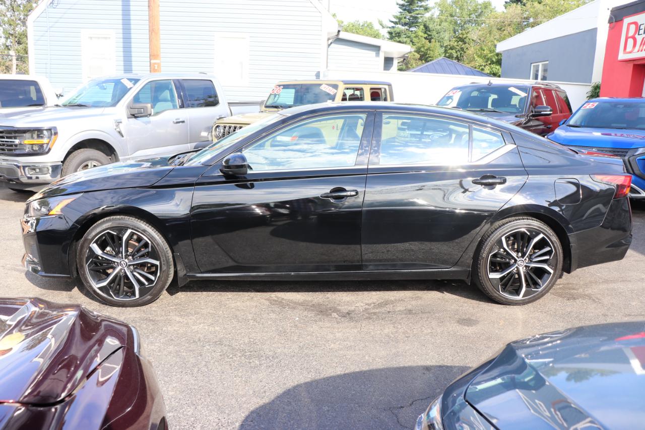 Nissan Altima 2.5 SR Sedan 2024