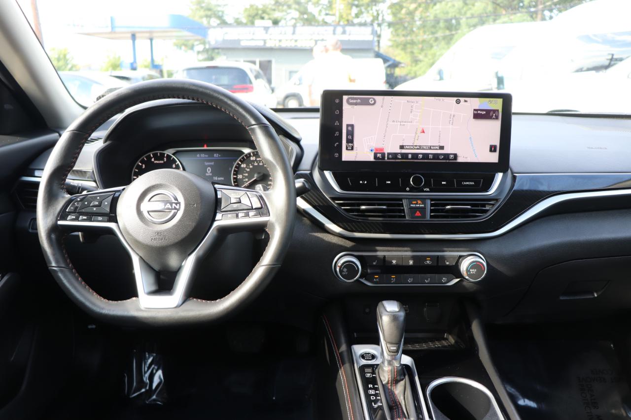 Nissan Altima 2.5 SR Sedan 2024