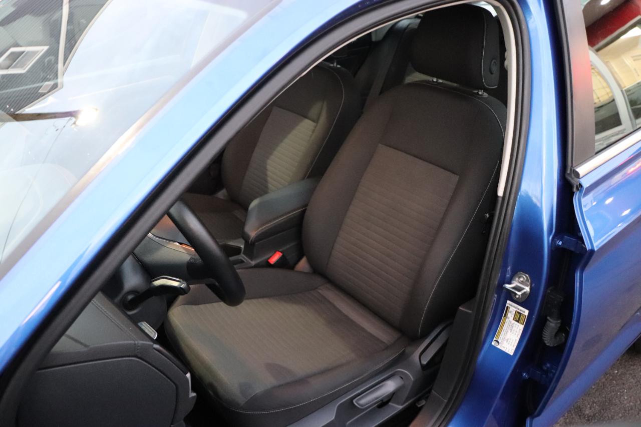 Volkswagen Jetta S Auto 2024