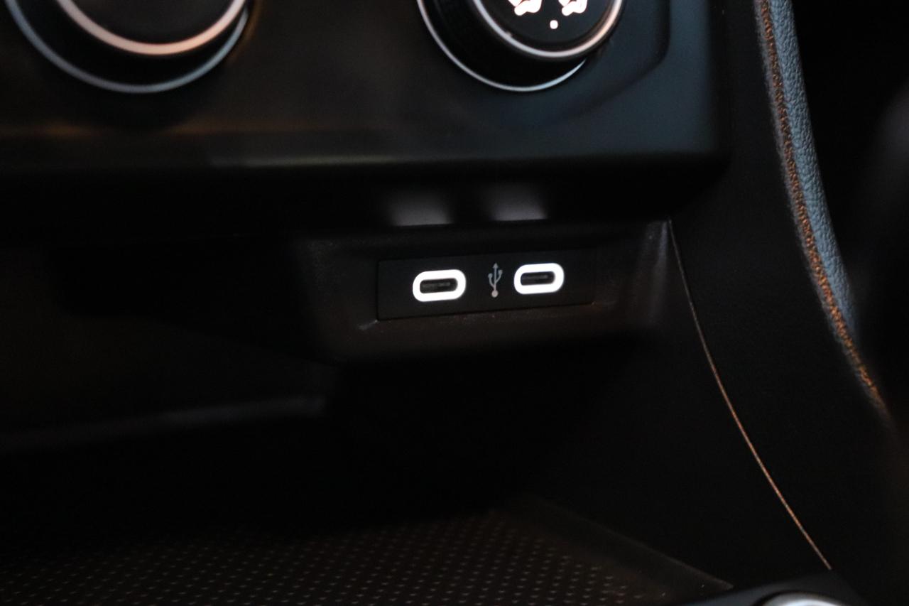 Volkswagen Jetta S Auto 2024