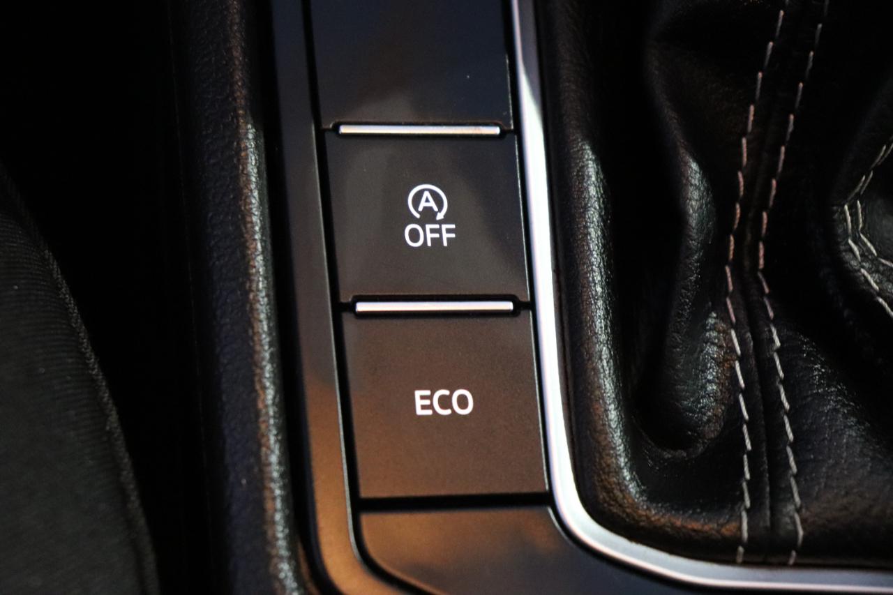 Volkswagen Jetta S Auto 2024