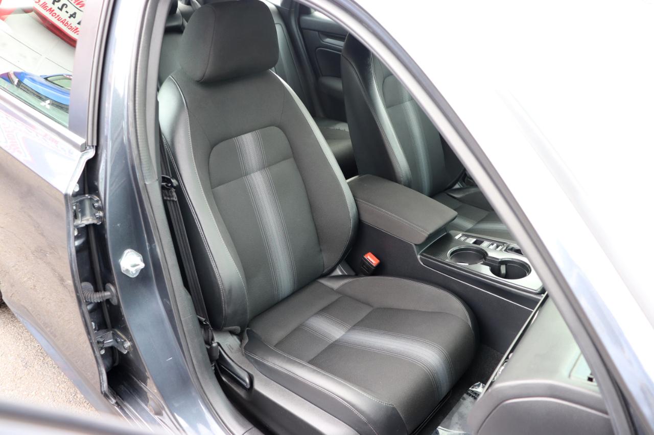 Honda Civic Sedan Sport CVT 2025