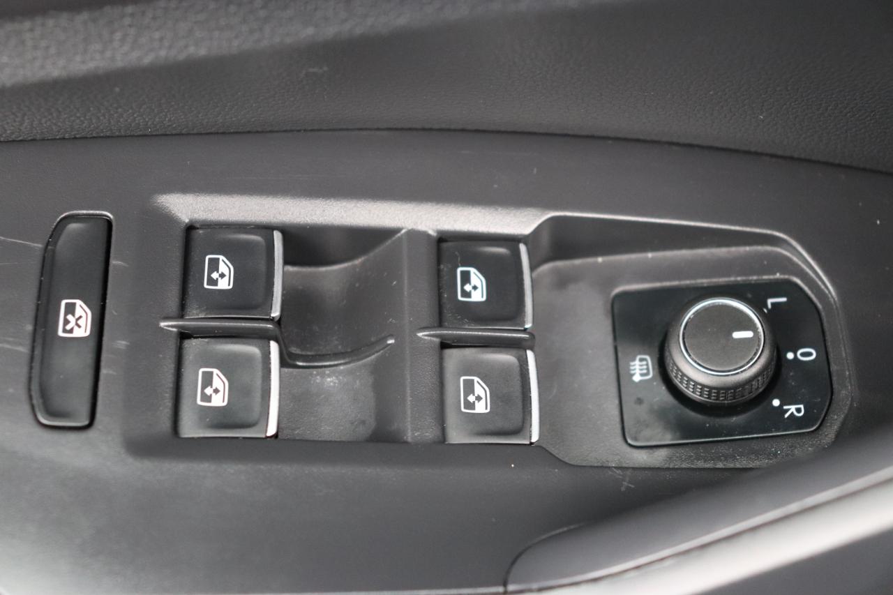 Volkswagen Jetta SE Auto 2024