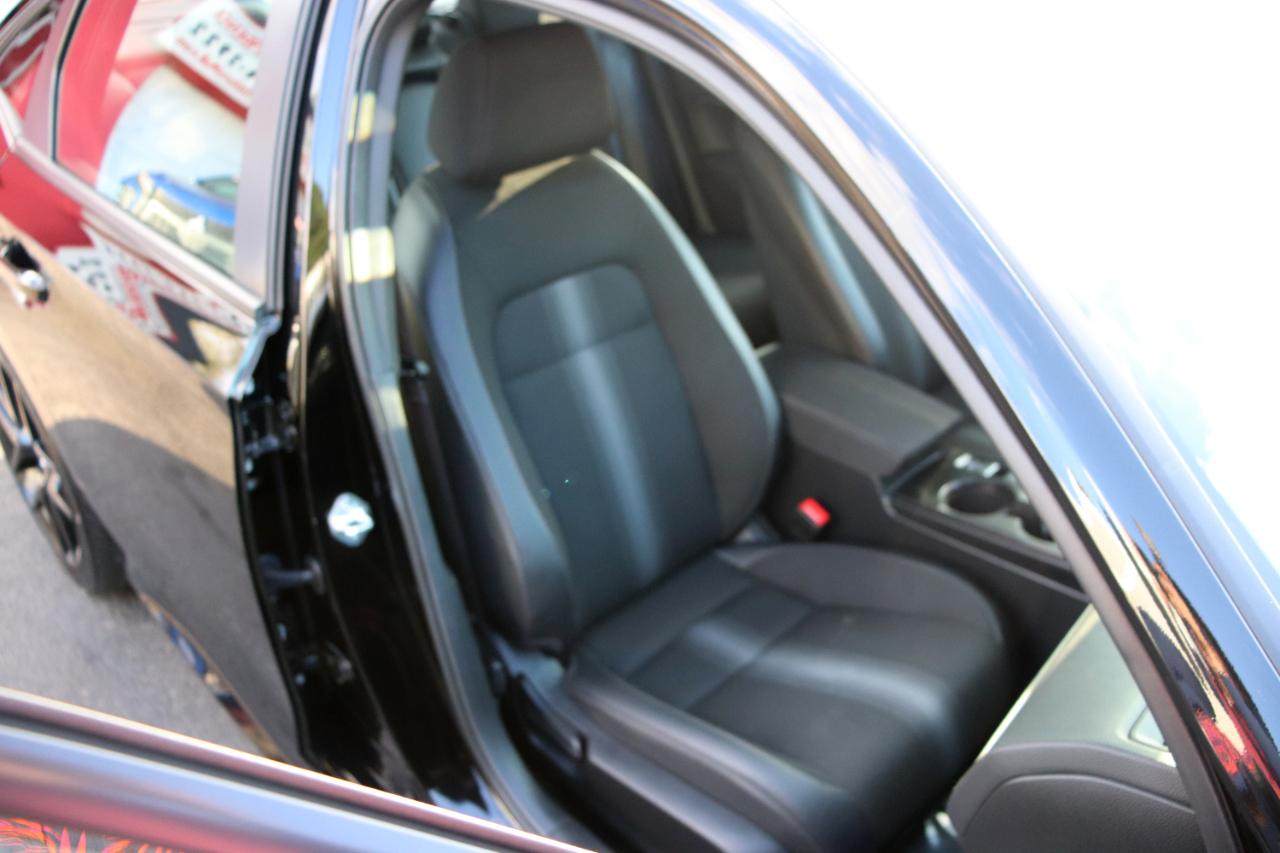 Honda Civic Sedan Sport CVT 2025