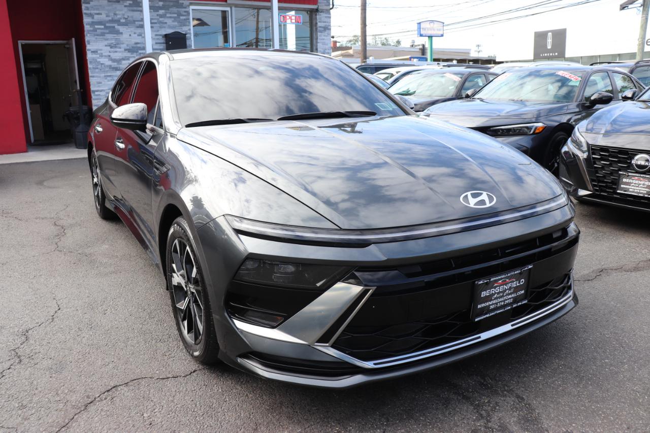 Hyundai Sonata SEL FWD 2025
