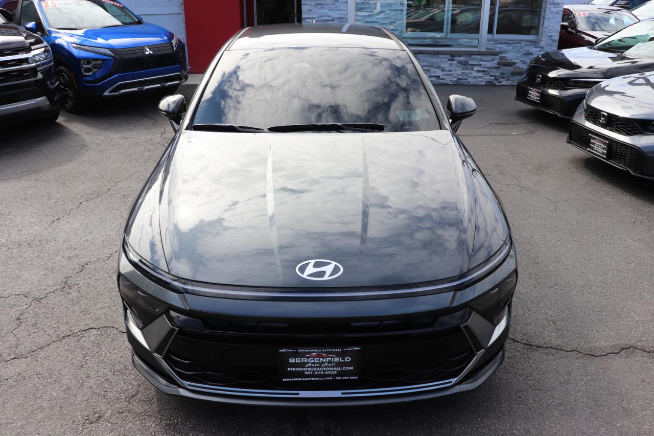 Hyundai Sonata SEL FWD 2025
