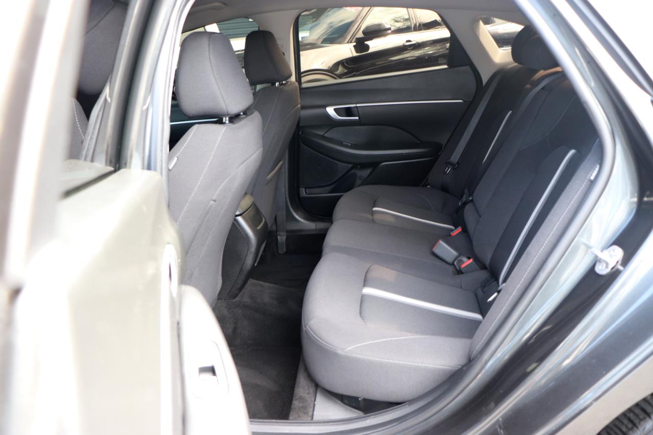 Hyundai Sonata SEL FWD 2025