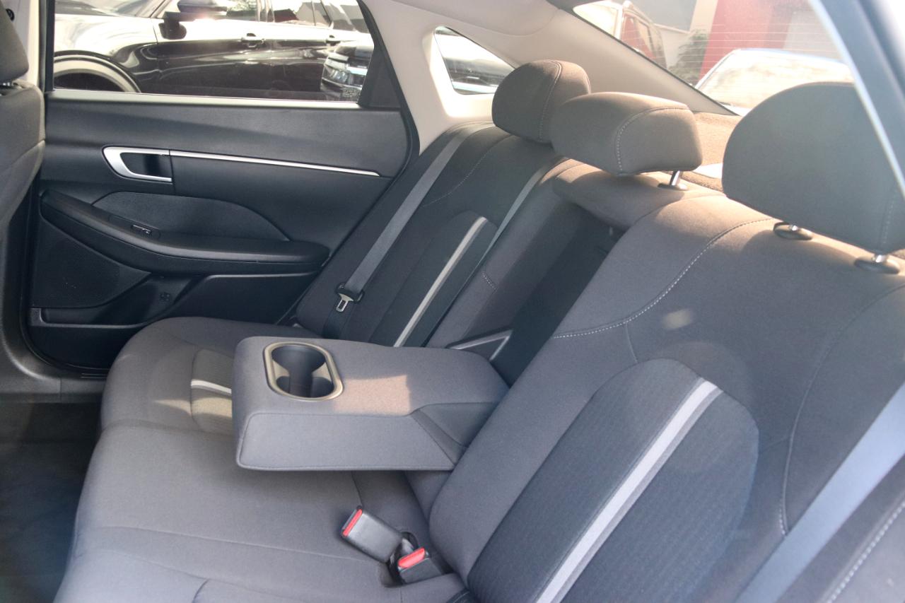 Hyundai Sonata SEL FWD 2025
