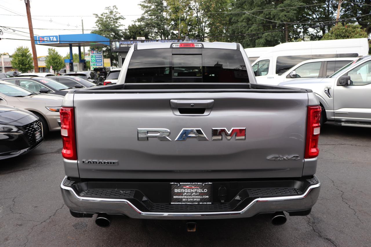 RAM 1500 Laramie 4x4 Crew Cab 5'7" Box 2025