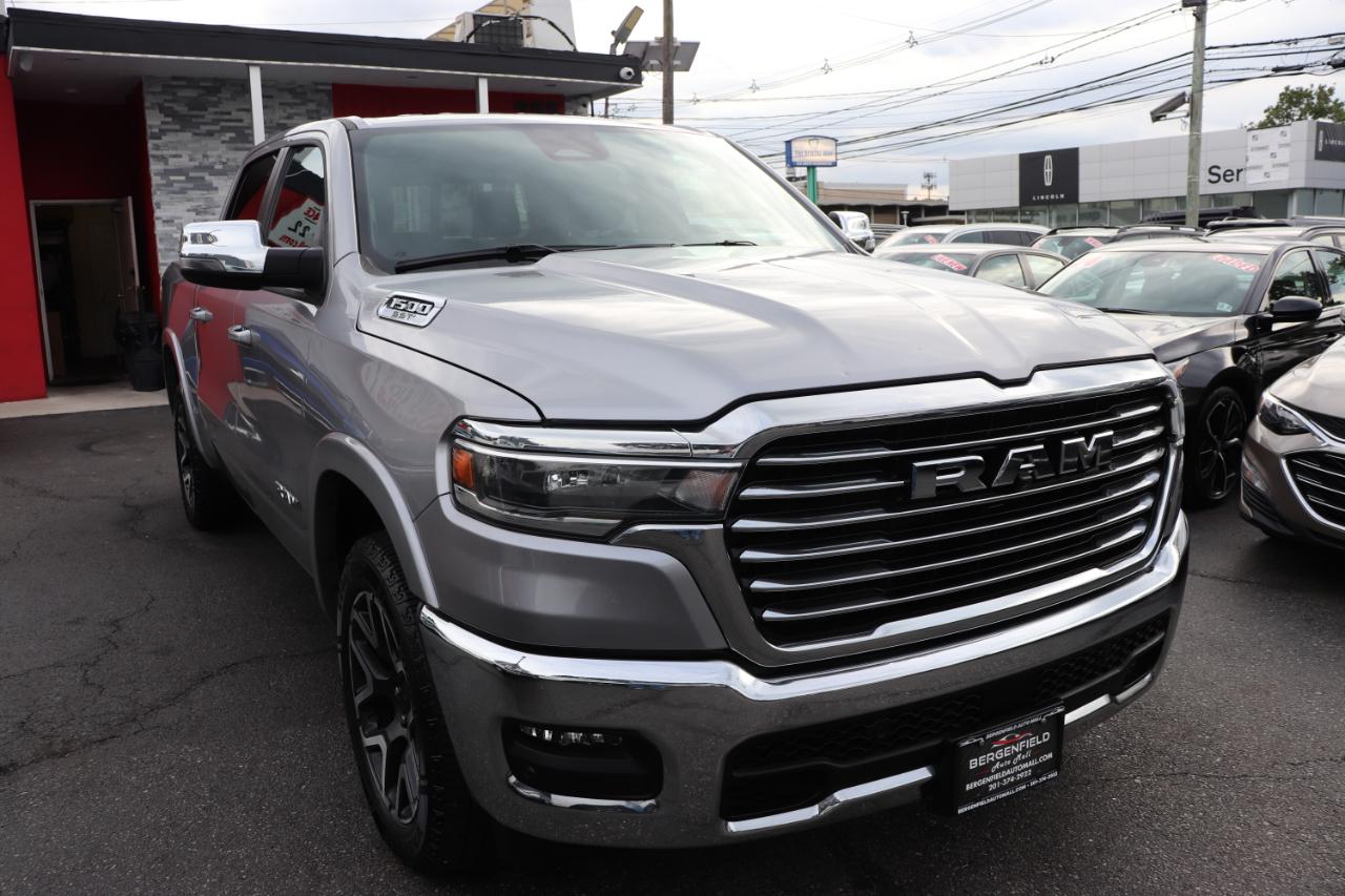 RAM 1500 Laramie 4x4 Crew Cab 5'7" Box 2025