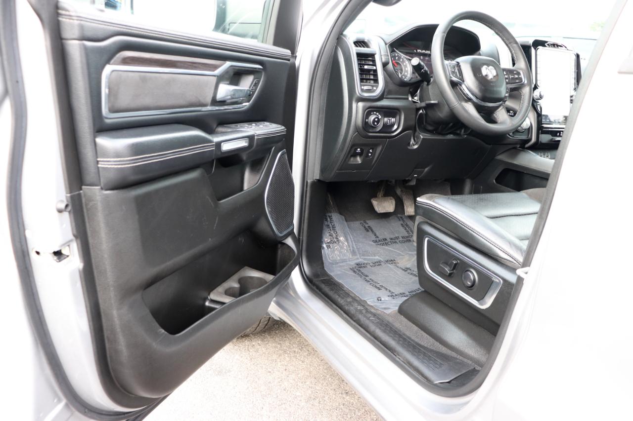 RAM 1500 Laramie 4x4 Crew Cab 5'7" Box 2025