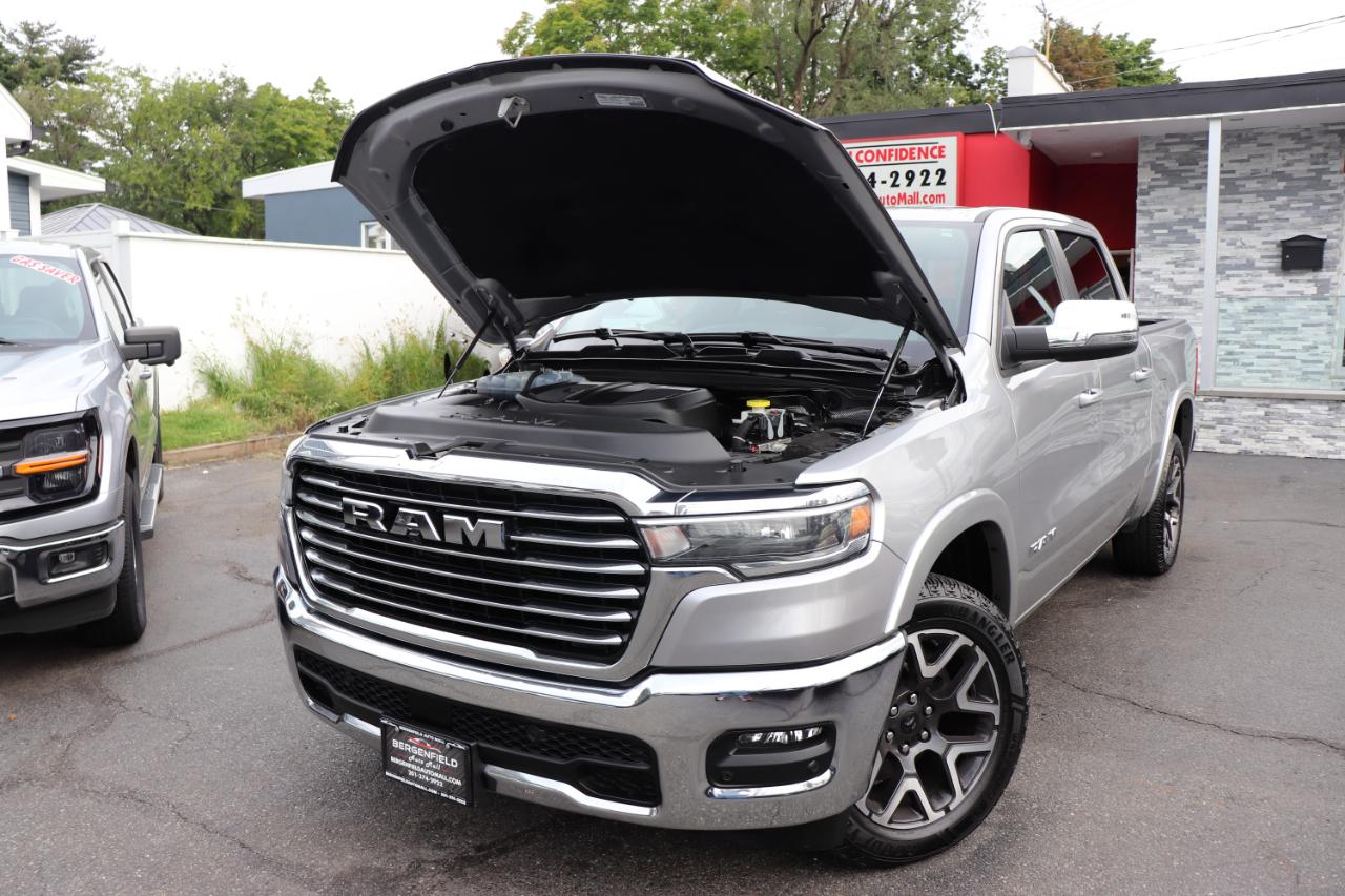 RAM 1500 Laramie 4x4 Crew Cab 5'7" Box 2025