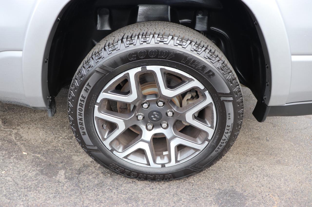 RAM 1500 Laramie 4x4 Crew Cab 5'7" Box 2025