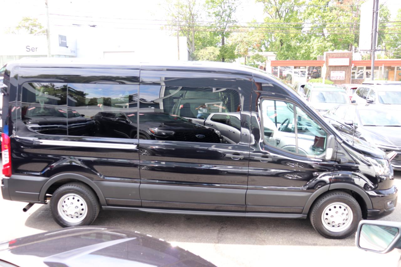 Ford Transit Passenger Wagon T-350 148" Med Roof XLT AWD 2026