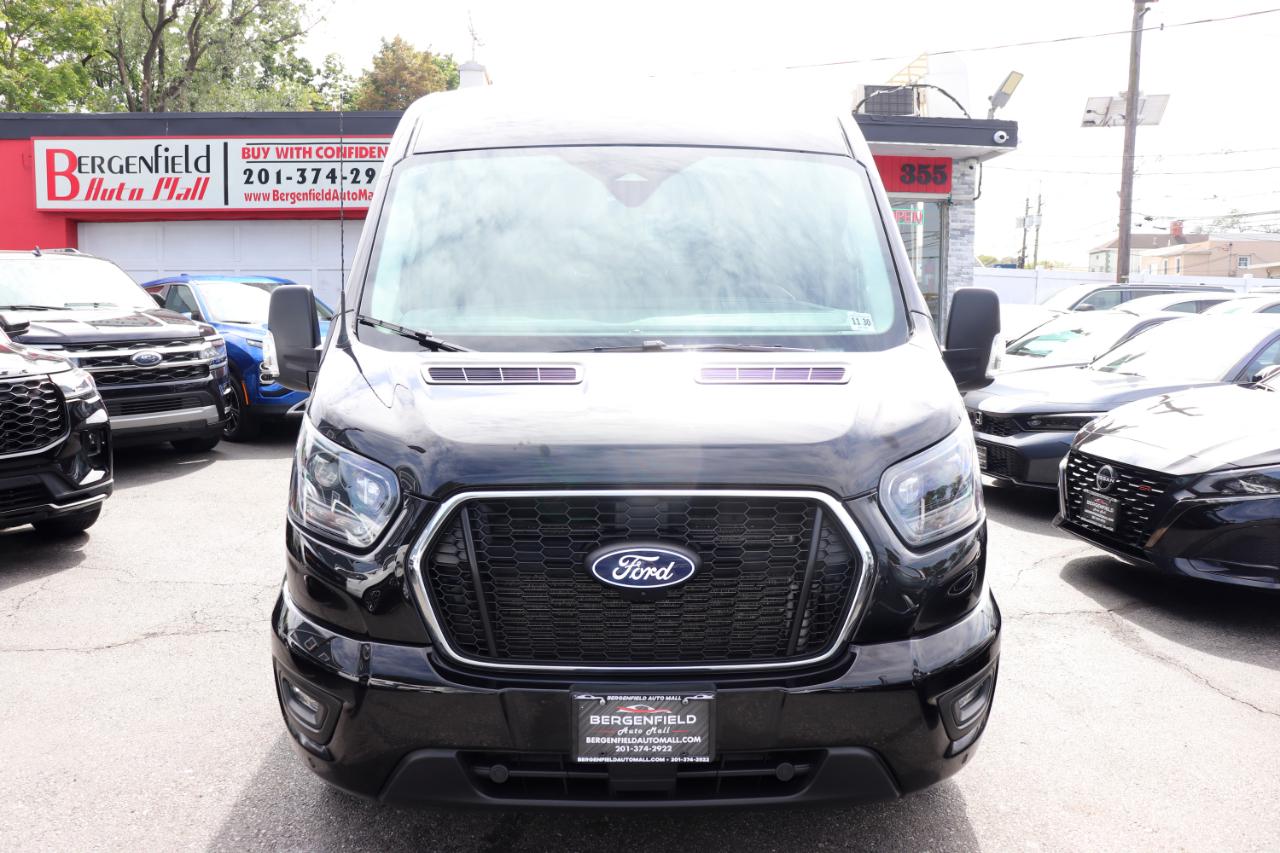 Ford Transit Passenger Wagon T-350 148" Med Roof XLT AWD 2026