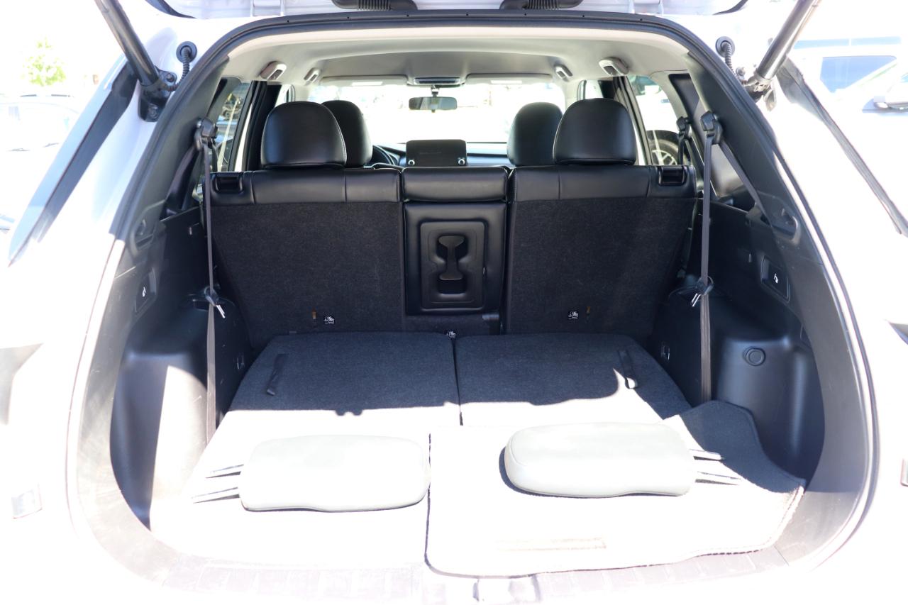 Mitsubishi Outlander SE FWD 2024