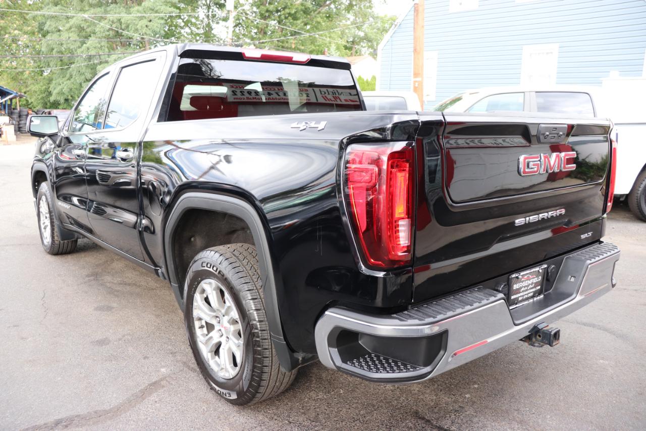 GMC Sierra 1500 4WD Crew Cab 147" SLT 2024