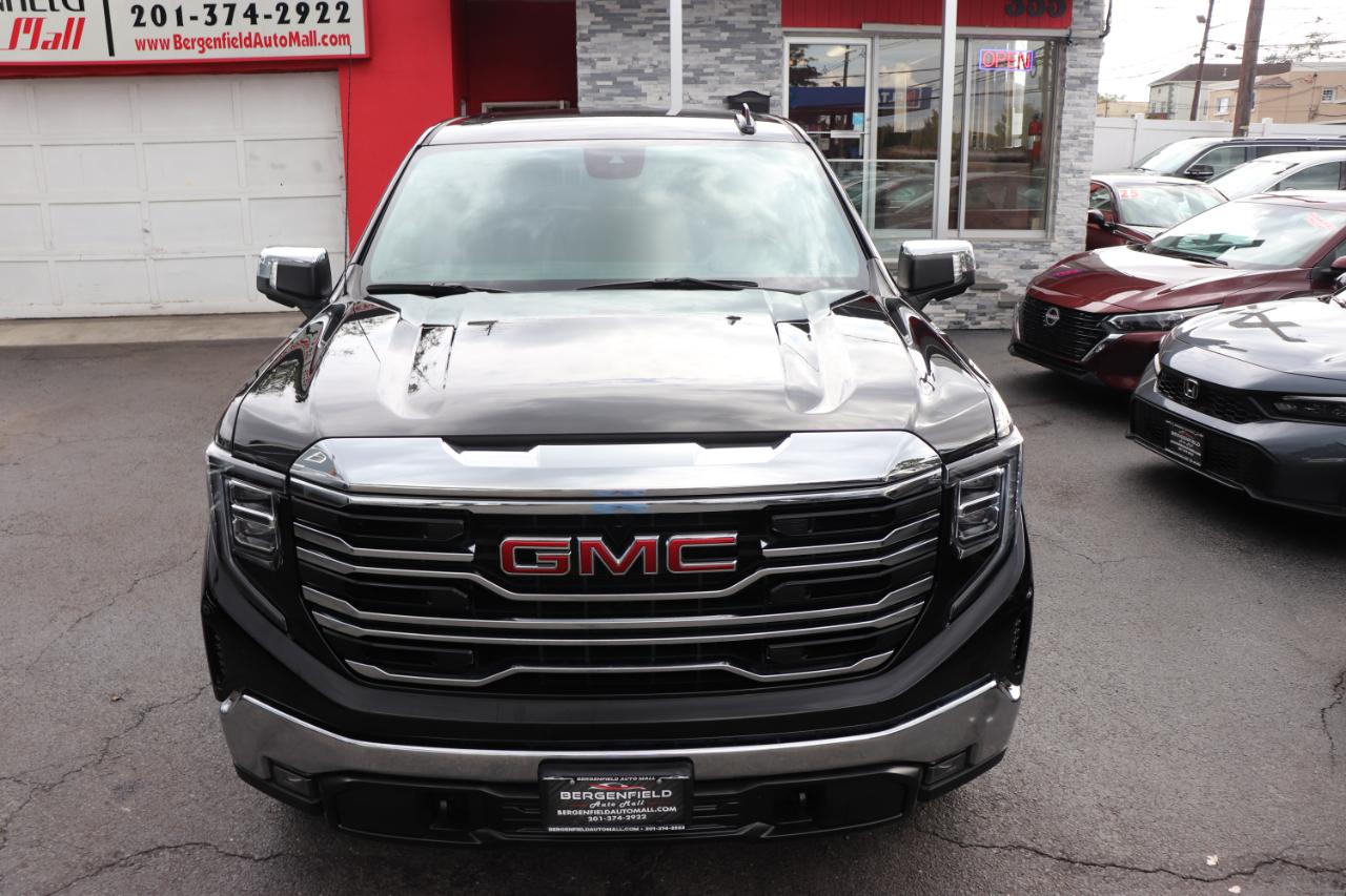 GMC Sierra 1500 4WD Crew Cab 147" SLT 2024