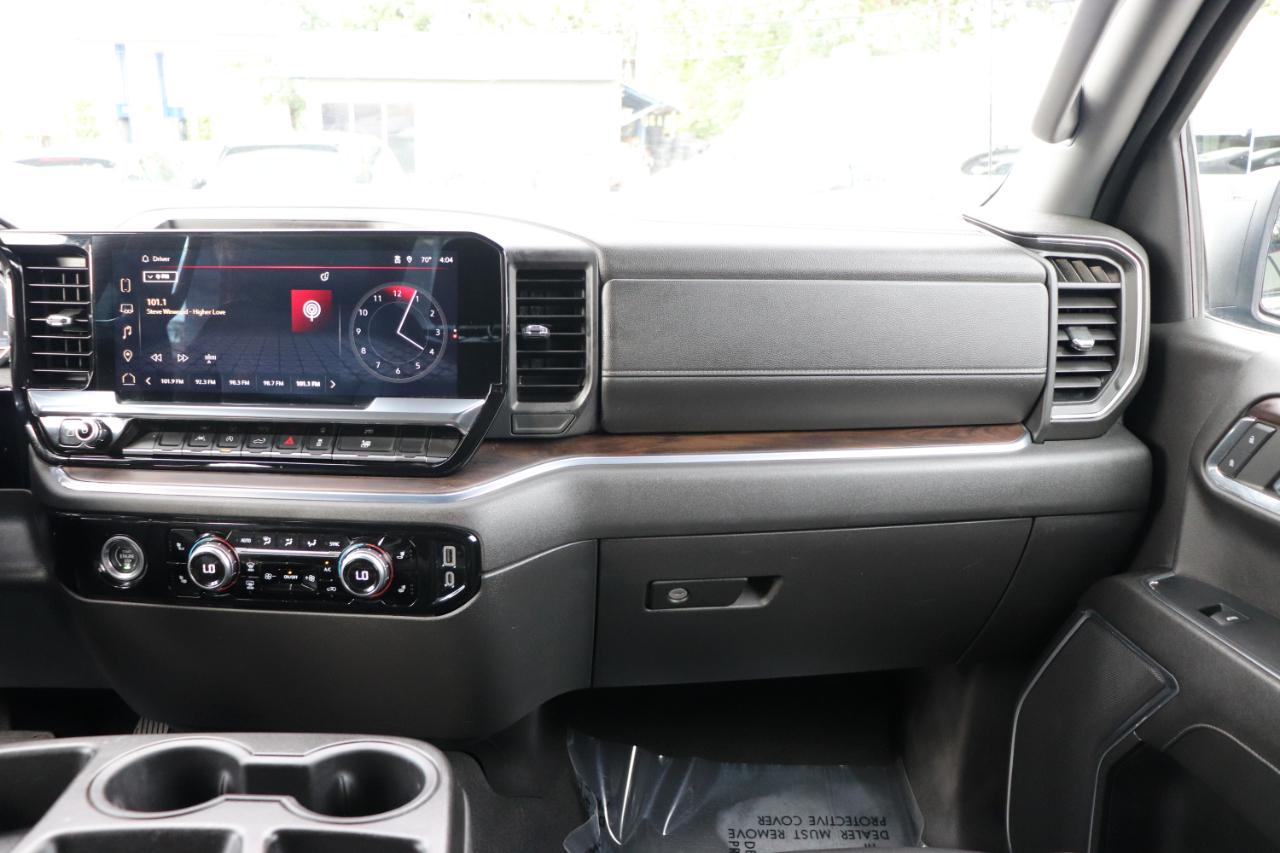 GMC Sierra 1500 4WD Crew Cab 147" SLT 2024