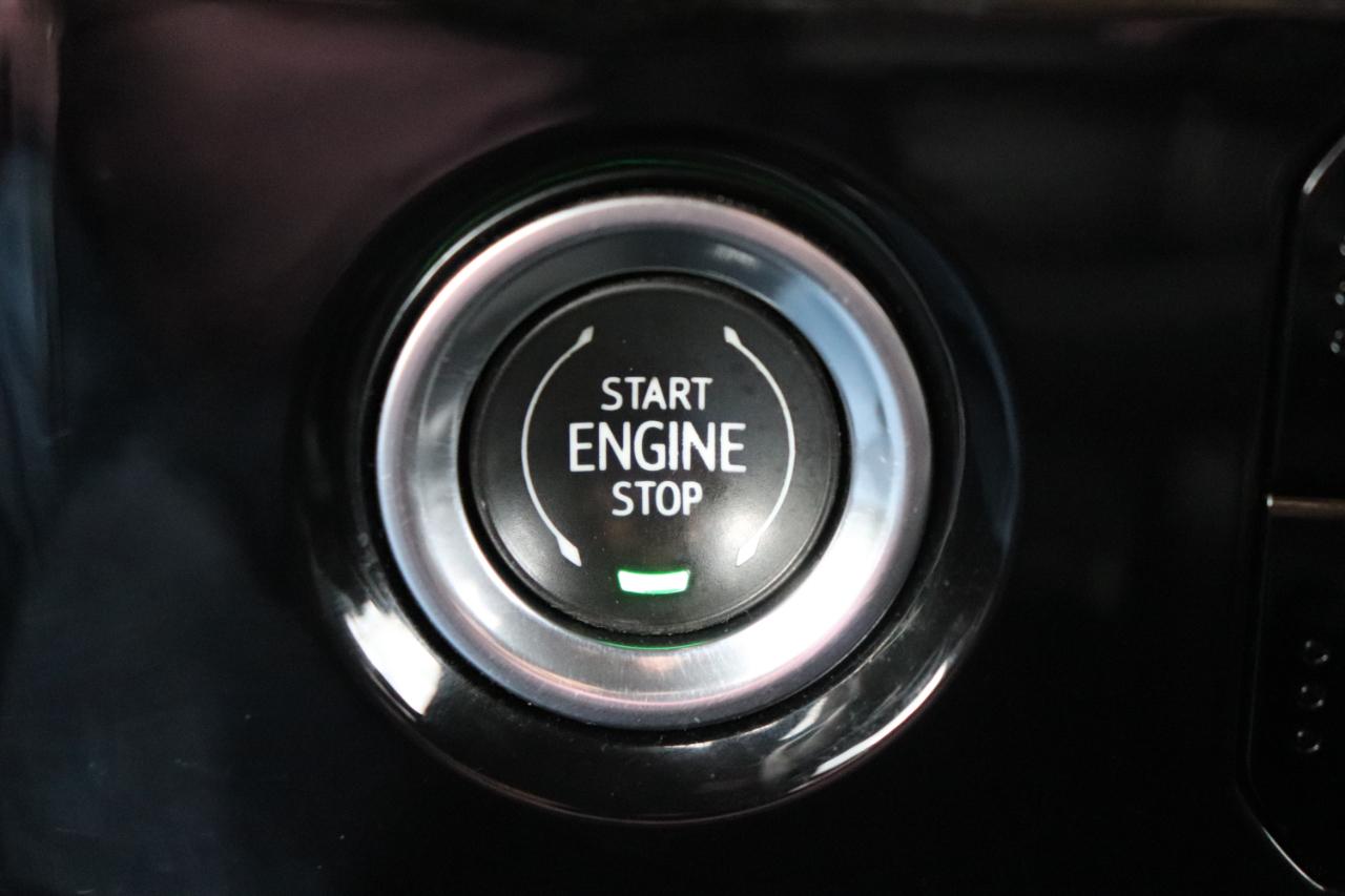 GMC Sierra 1500 4WD Crew Cab 147" SLT 2024