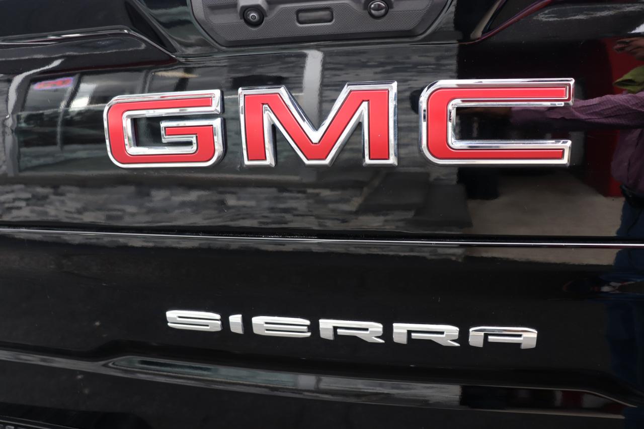 GMC Sierra 1500 4WD Crew Cab 147" SLT 2024