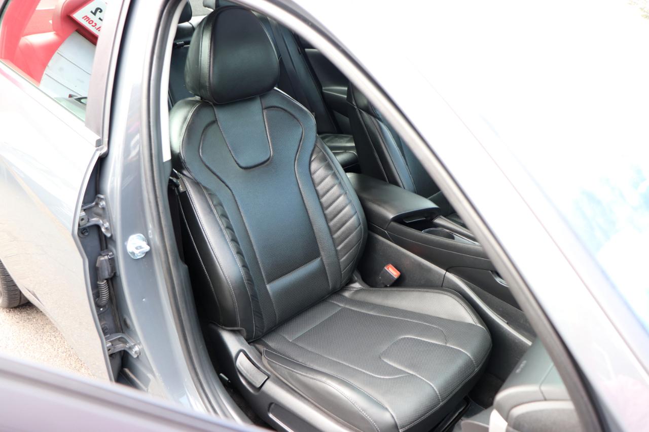 Hyundai Elantra Limited IVT 2025