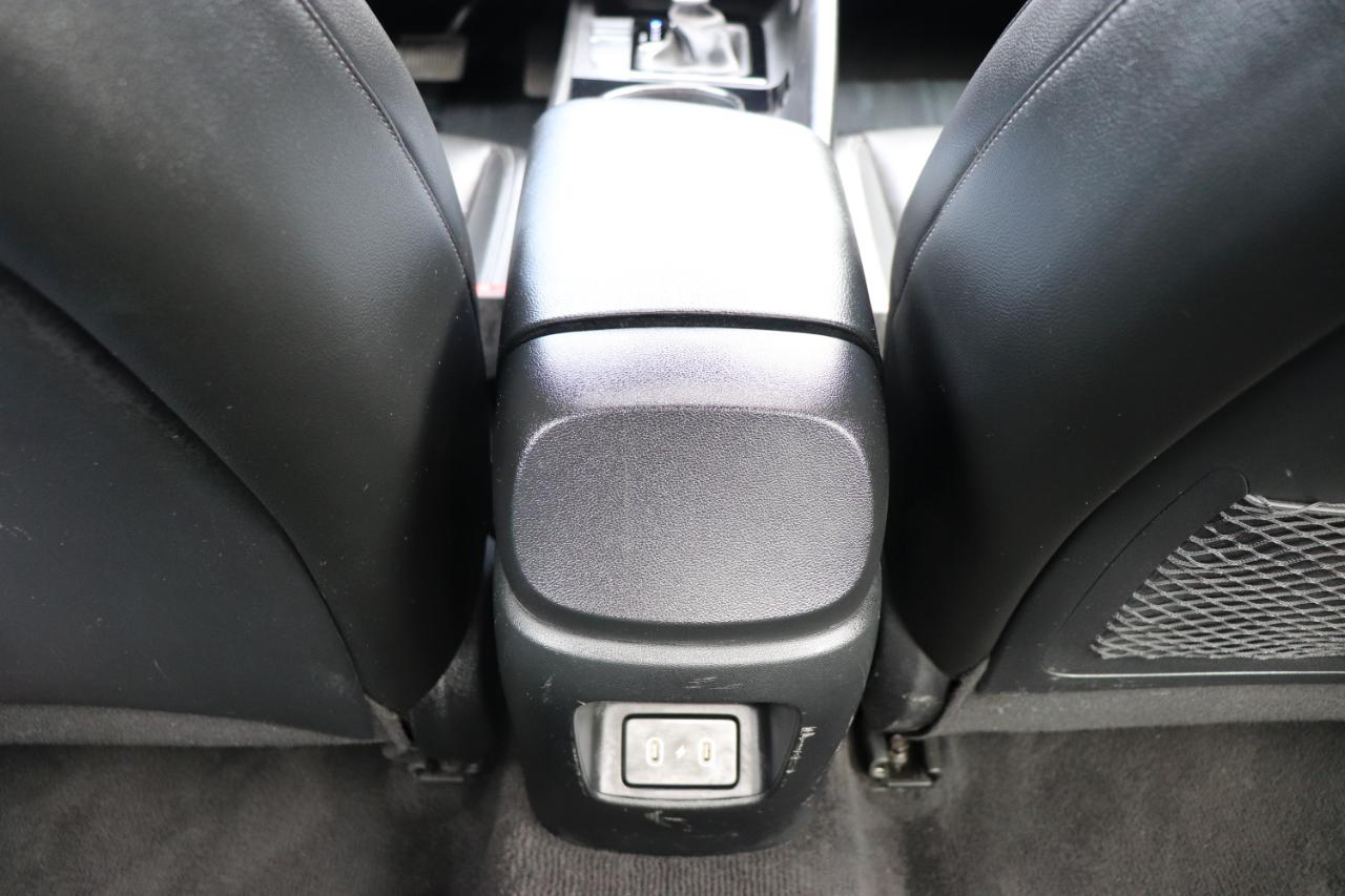 Hyundai Elantra Limited IVT 2025