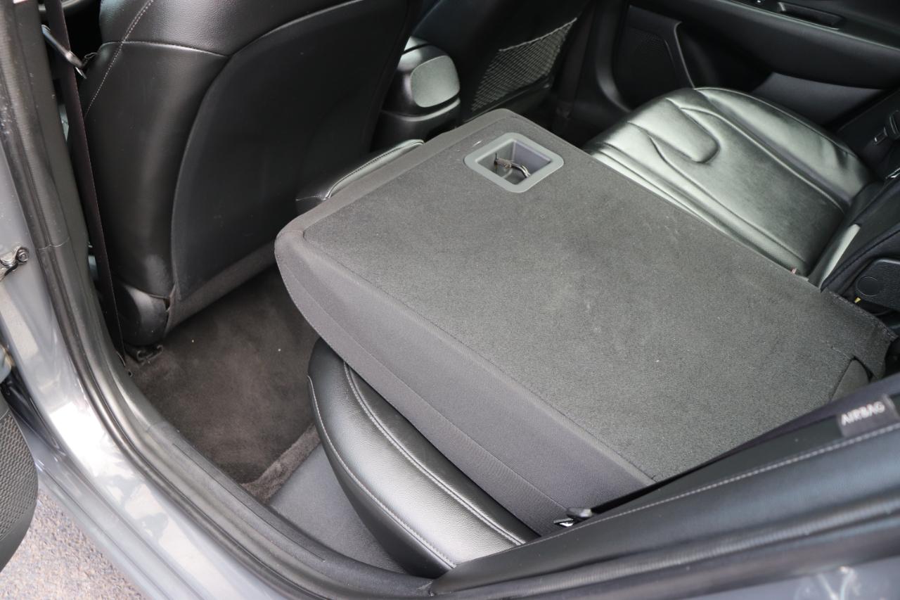 Hyundai Elantra Limited IVT 2025