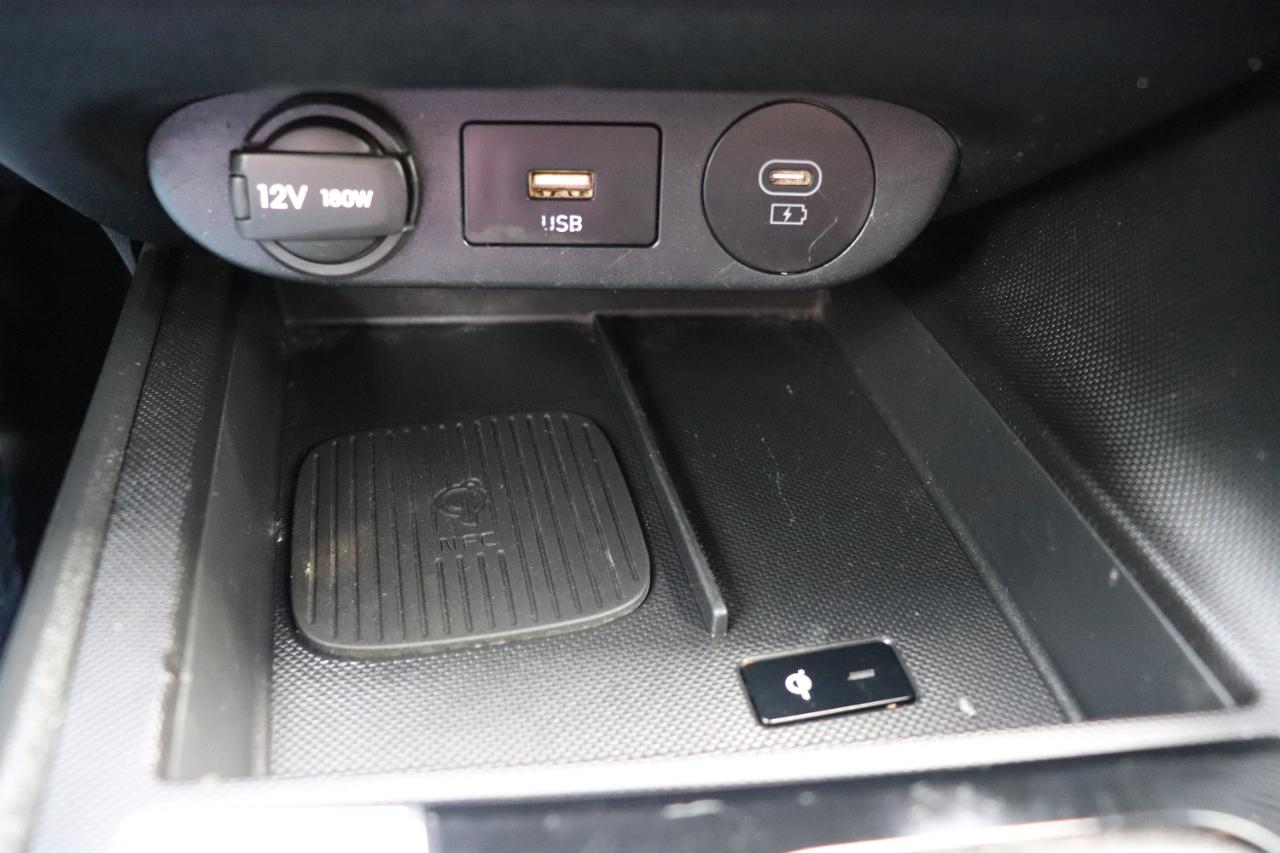 Hyundai Elantra Limited IVT 2025