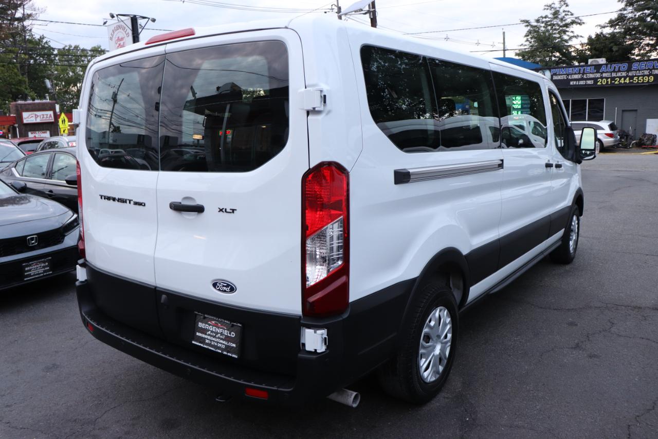 Ford Transit Passenger Wagon T-350 148" Low Roof XLT RWD 2026