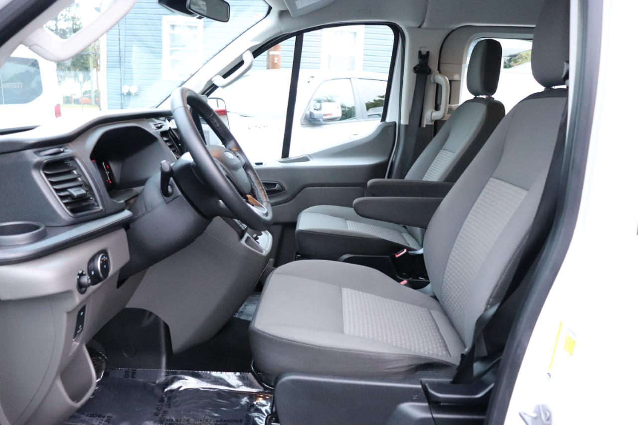 Ford Transit Passenger Wagon T-350 148" Low Roof XLT RWD 2026