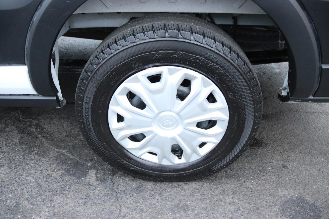 Ford Transit Passenger Wagon T-350 148" Low Roof XLT RWD 2026