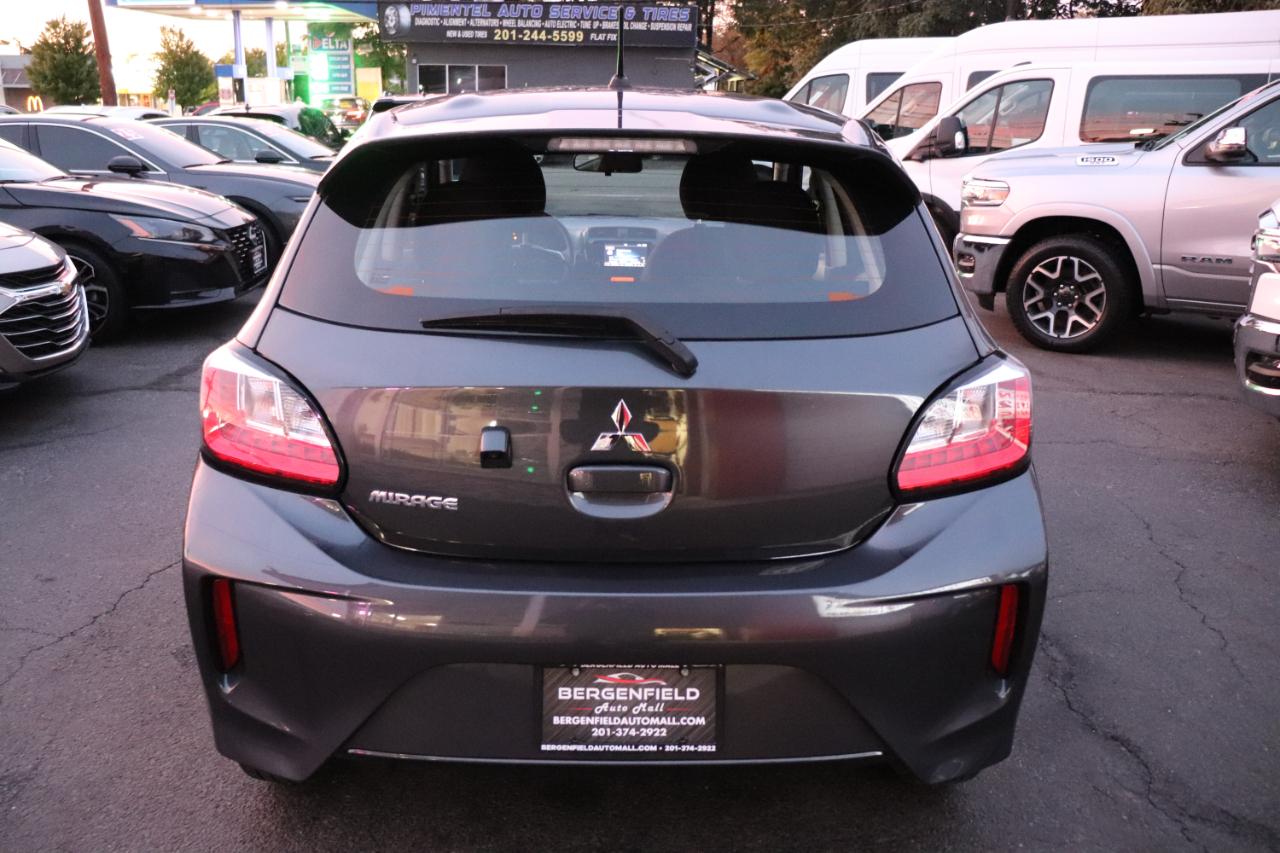 Mitsubishi Mirage ES CVT 2024