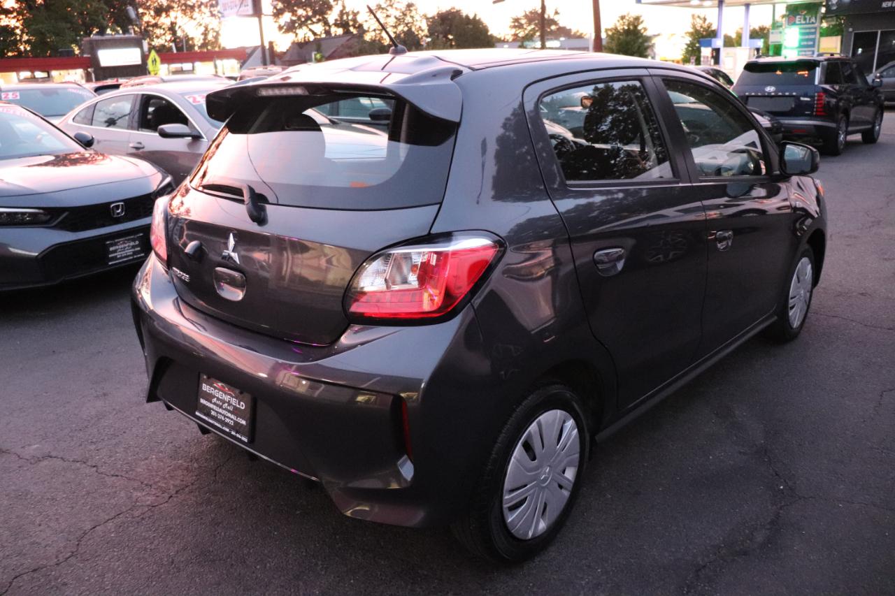Mitsubishi Mirage ES CVT 2024