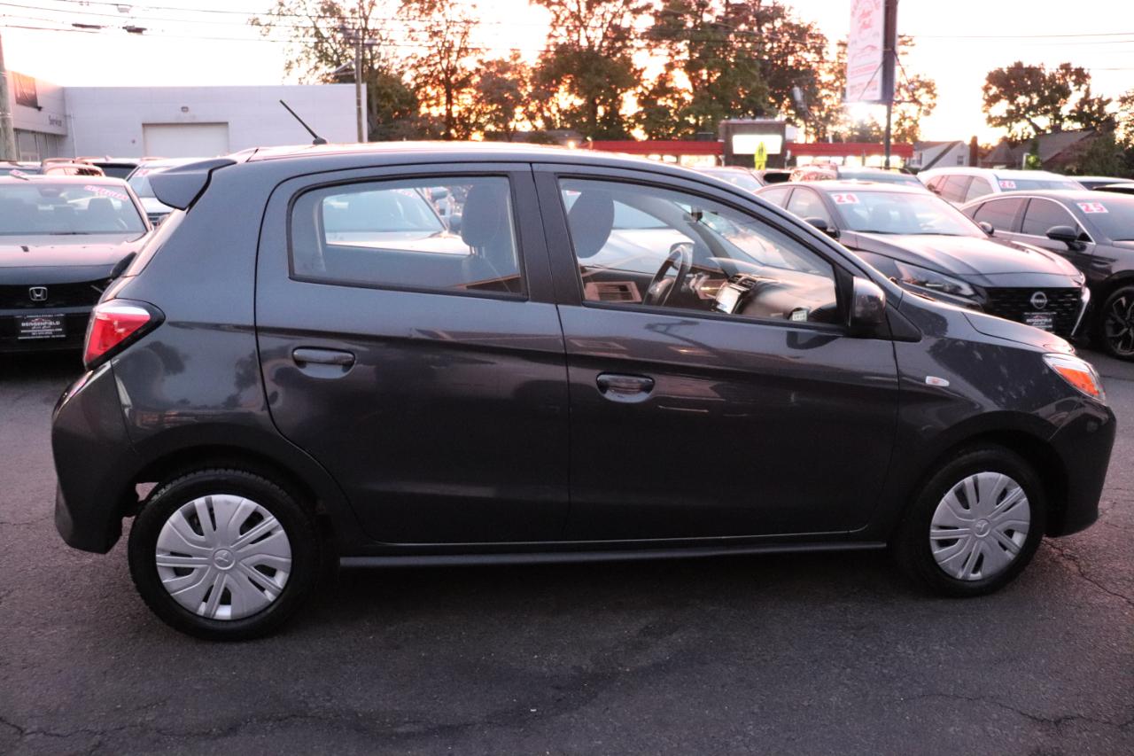 Mitsubishi Mirage ES CVT 2024