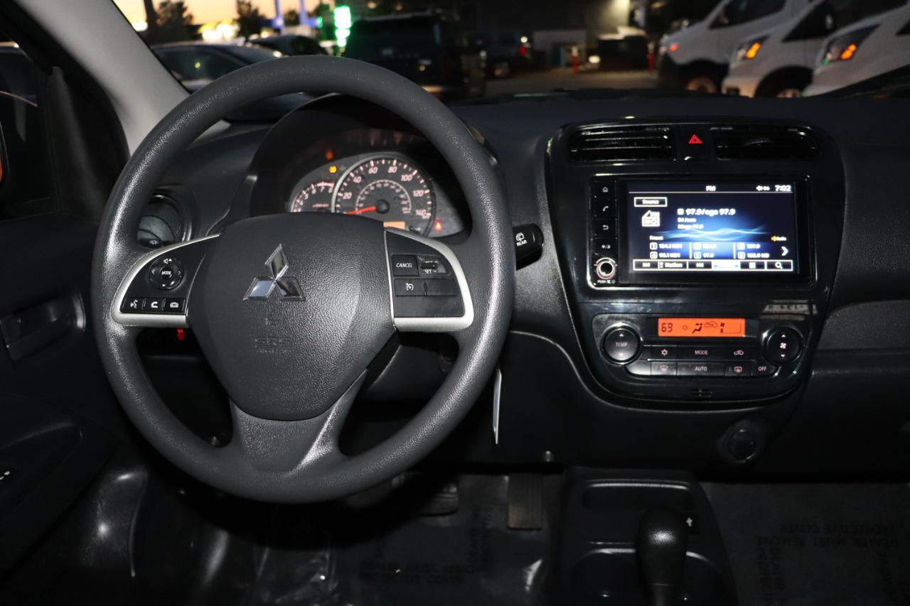 Mitsubishi Mirage ES CVT 2024