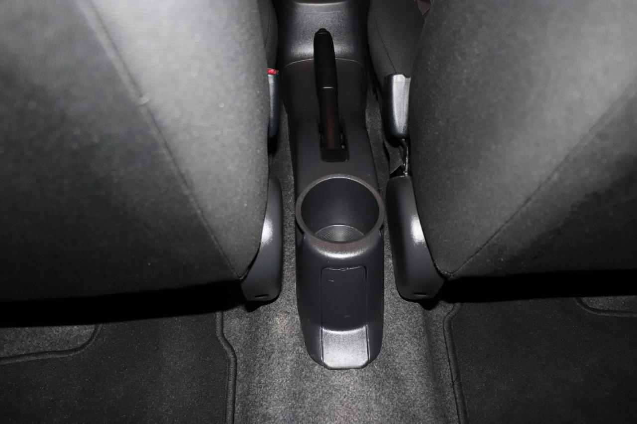 Mitsubishi Mirage ES CVT 2024
