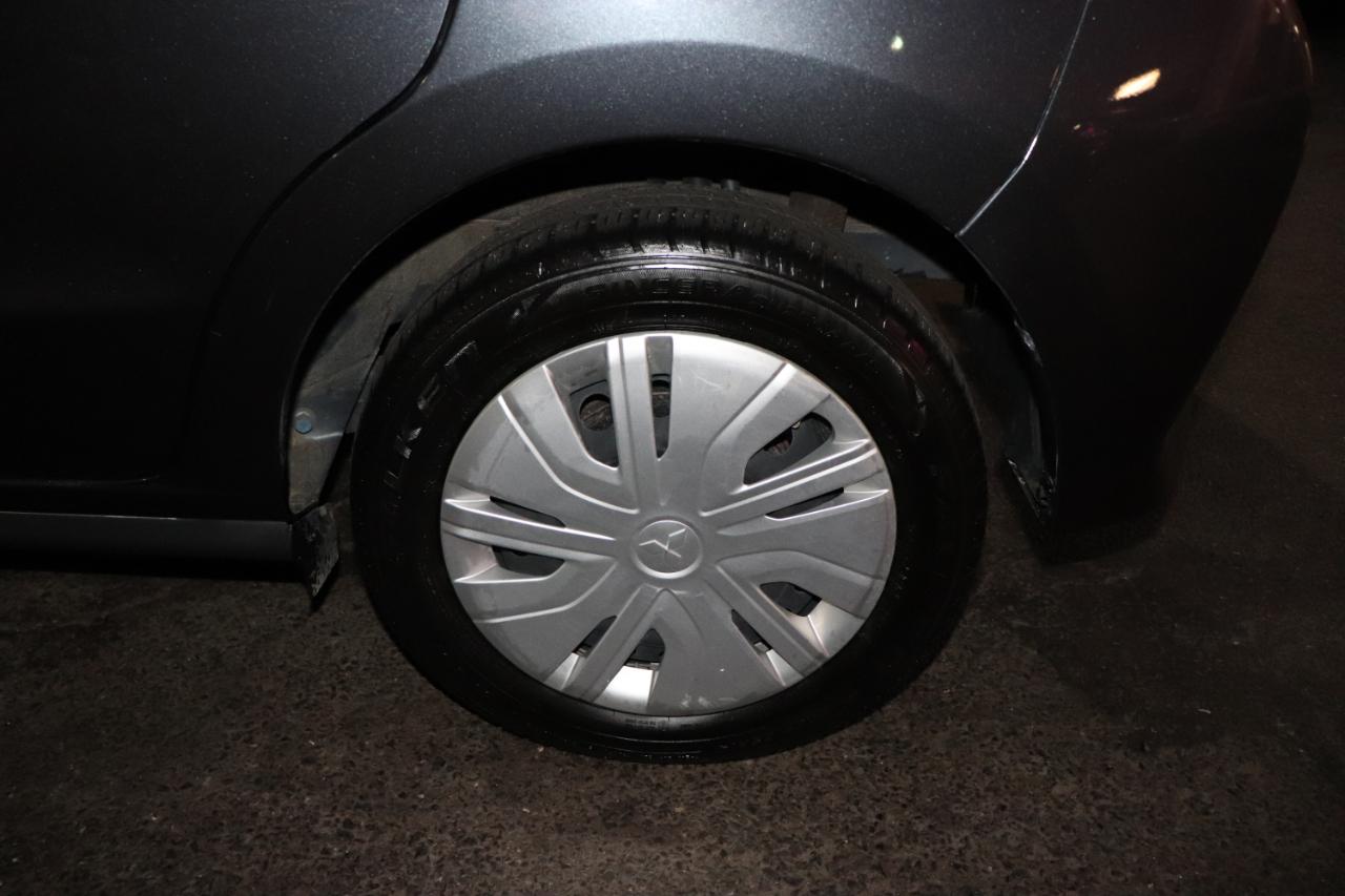 Mitsubishi Mirage ES CVT 2024