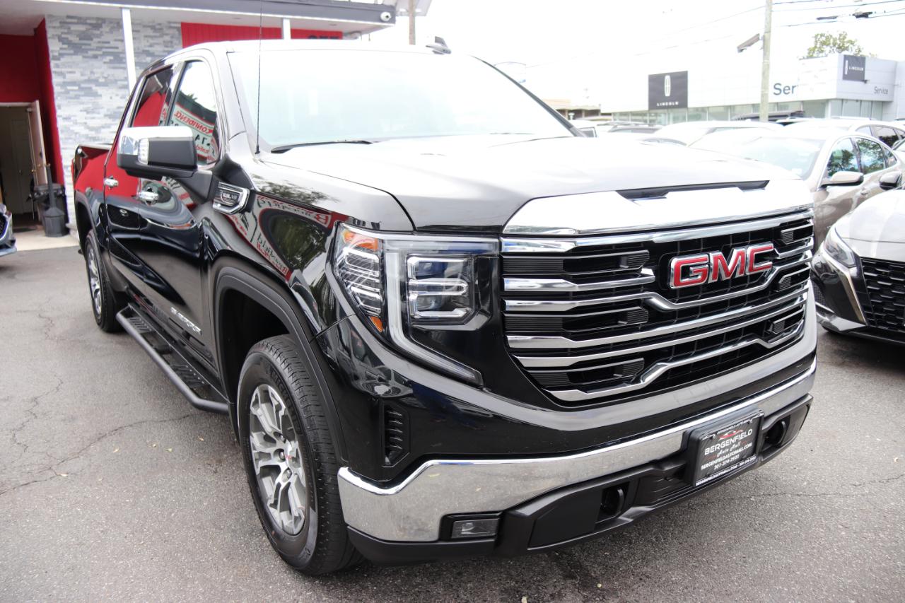 GMC Sierra 1500 4WD Crew Cab 147" SLT 2025