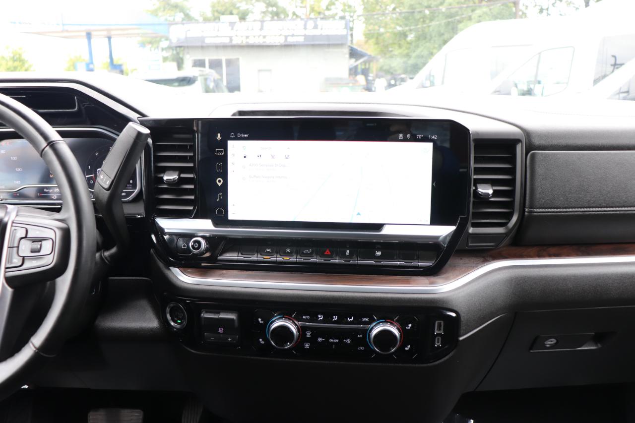 GMC Sierra 1500 4WD Crew Cab 147" SLT 2025
