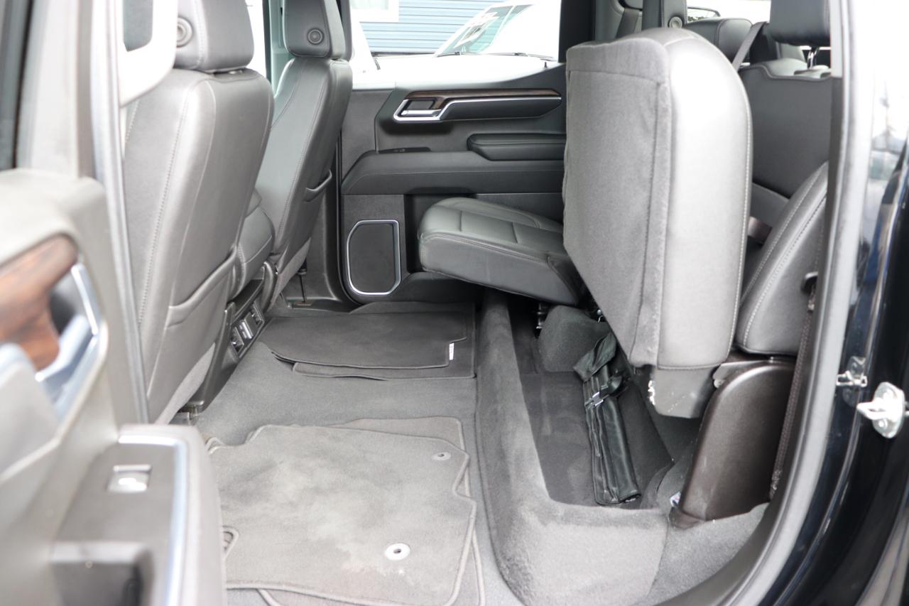 GMC Sierra 1500 4WD Crew Cab 147" SLT 2025