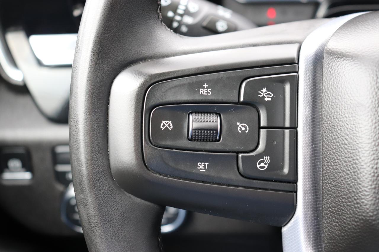 GMC Sierra 1500 4WD Crew Cab 147" SLT 2025