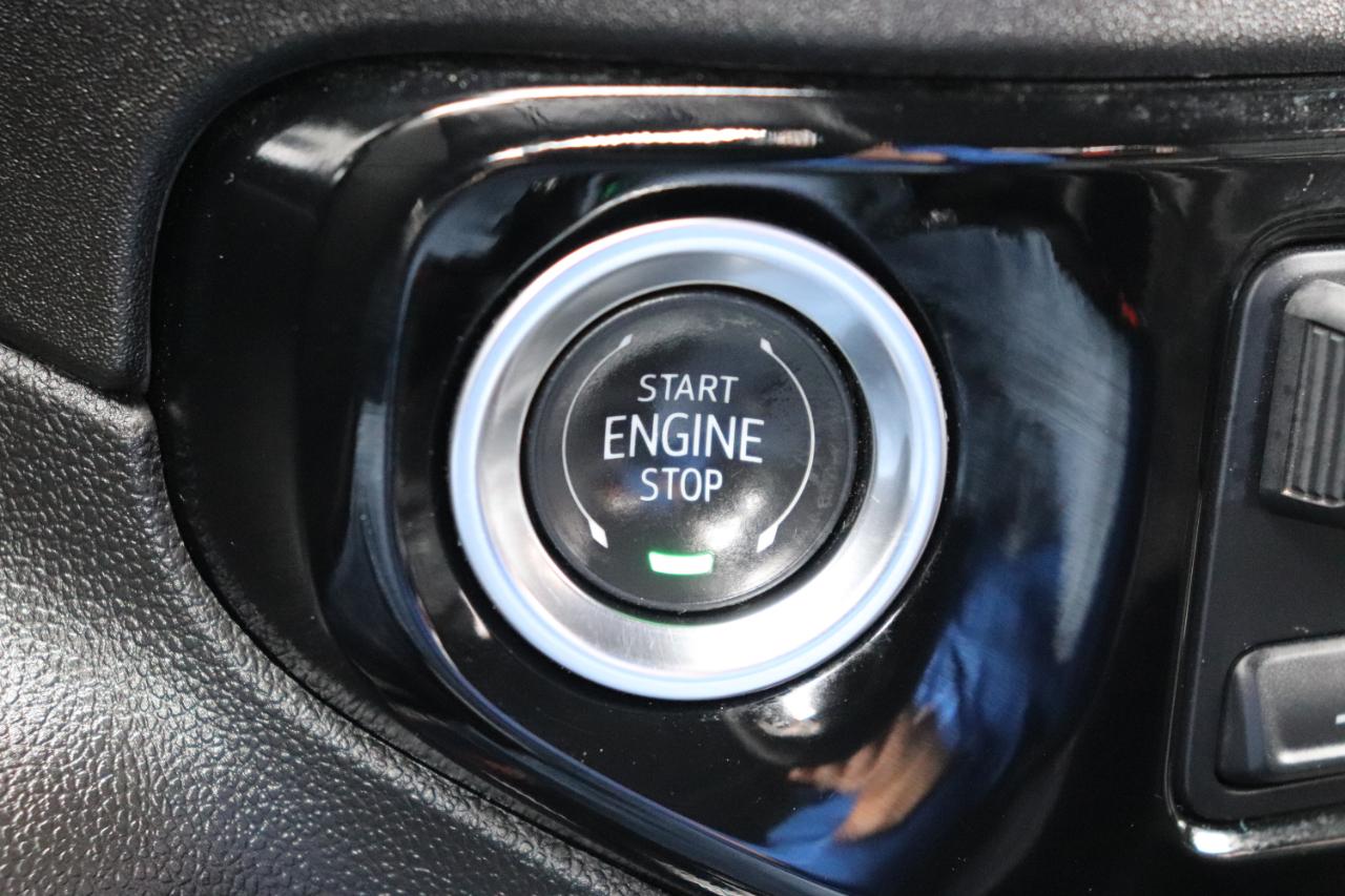 GMC Sierra 1500 4WD Crew Cab 147" SLT 2025