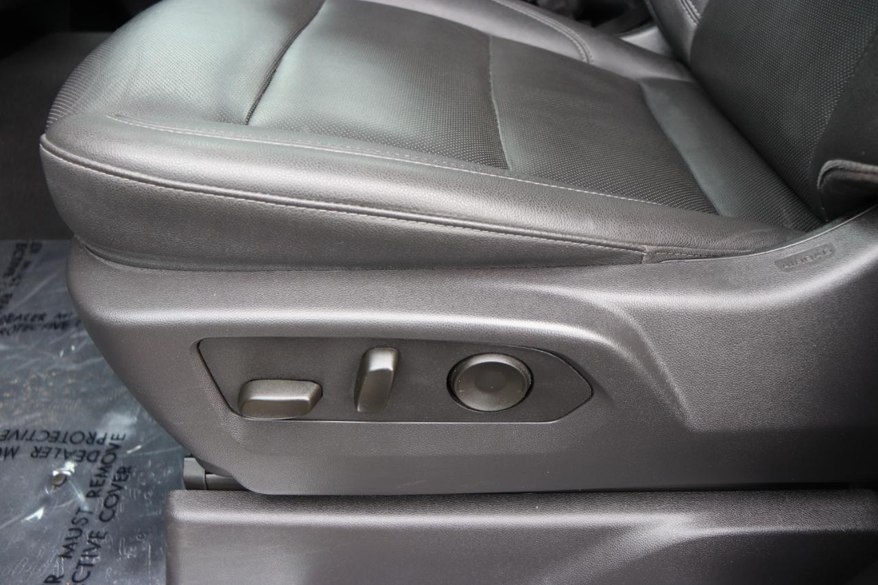 GMC Sierra 1500 4WD Crew Cab 147" SLT 2025