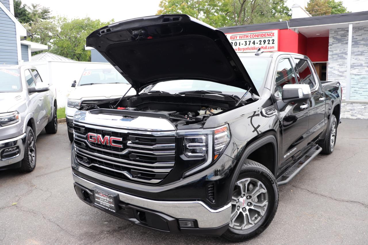 GMC Sierra 1500 4WD Crew Cab 147" SLT 2025